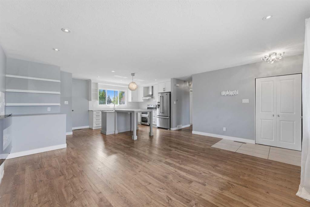 Picture for 819 Avonlea Place SE