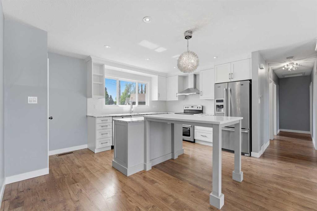 Picture for 819 Avonlea Place SE