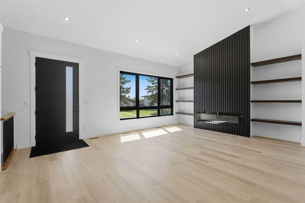 Picture for 27 Glacier Drive SW