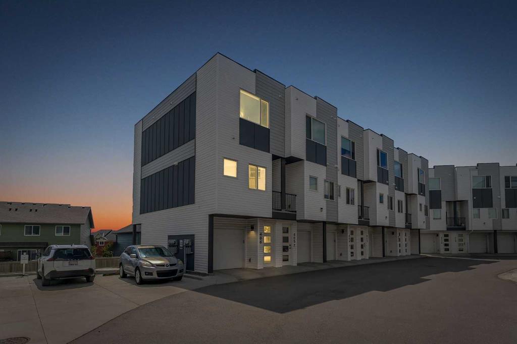 Picture for 406, 101 Panatella Square NW