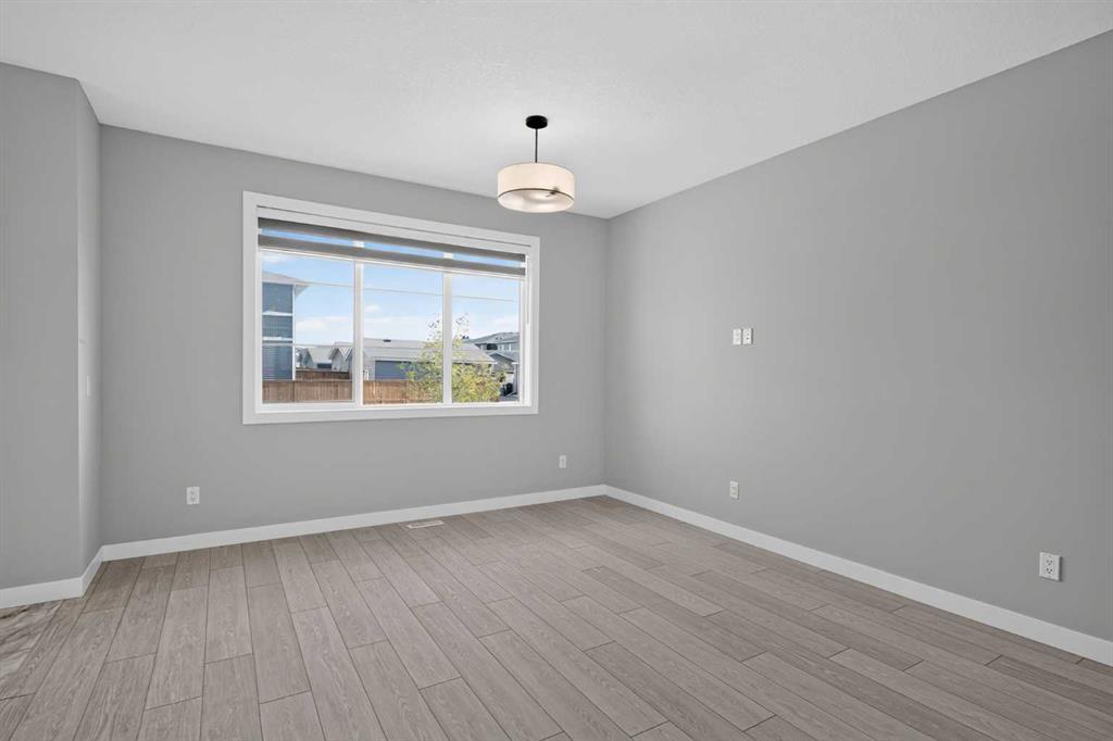 Picture for 204 Chelsea Manor 