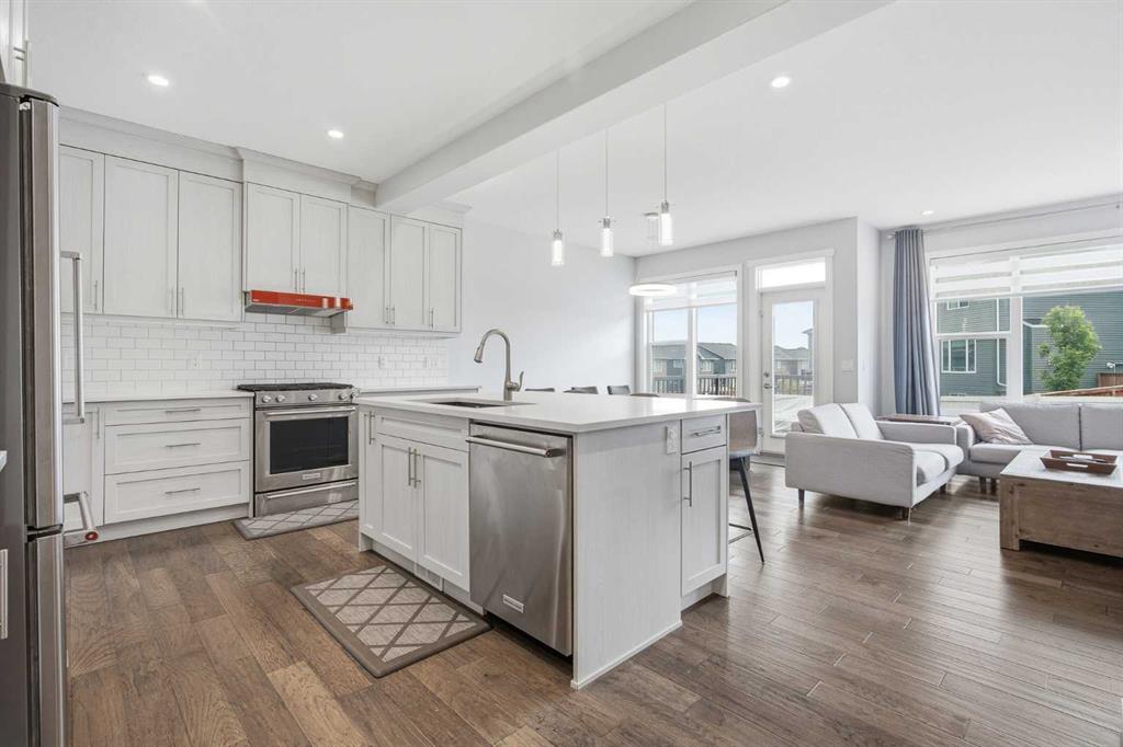 Picture for 452 Evansglen Drive NW