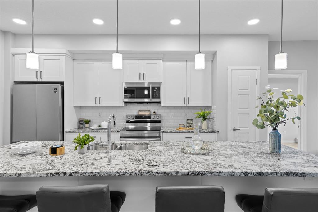 Picture for 105, 200 Harvest Hills Place NE