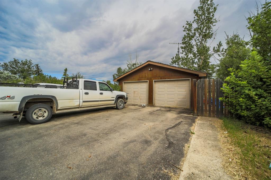      134 Mountainview Crescent , Claresholm, 0353,T0L 0T0 ;  Listing Number: MLS A1237080