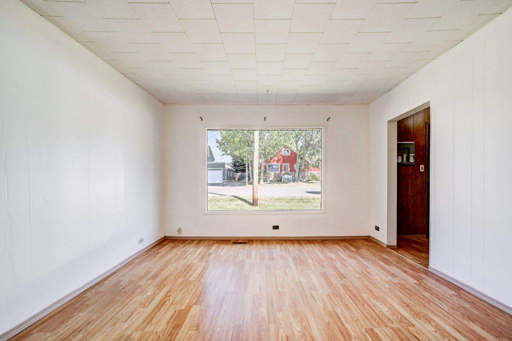 Picture for 2925 223 Street  https://www.cirrealty.ca/reb/ldar/0/A2255160_14.jpg