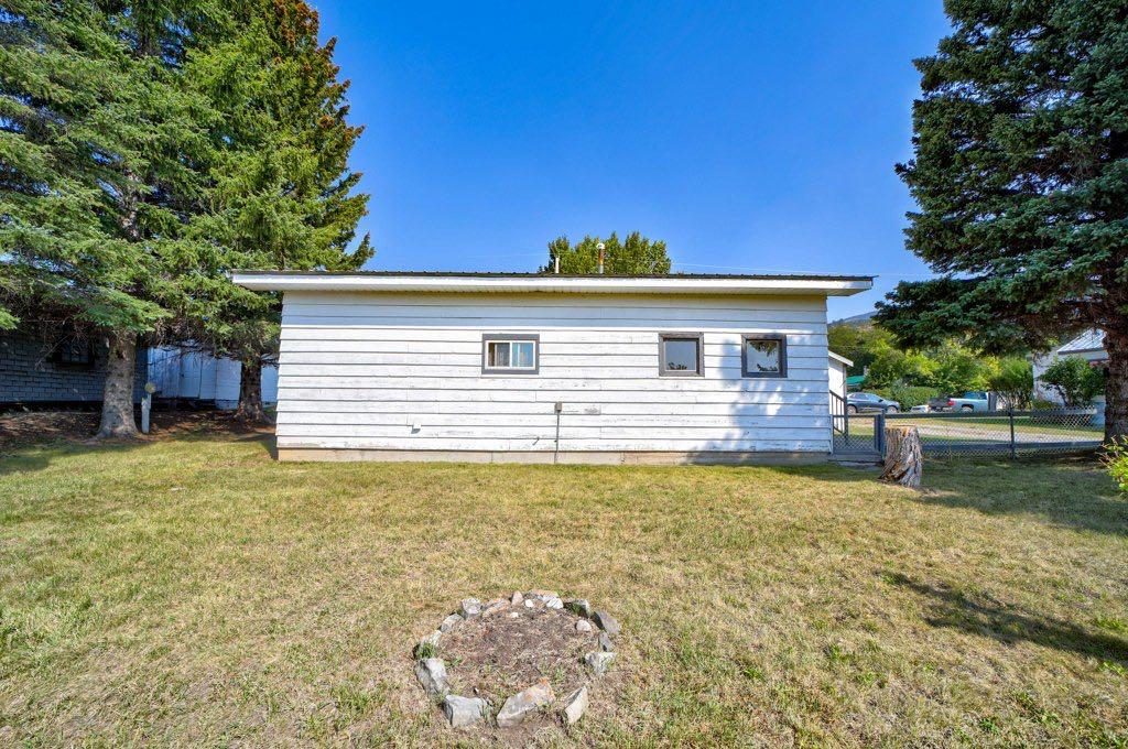 Picture for 2925 223 Street  https://www.cirrealty.ca/reb/ldar/0/A2255160_35.jpg