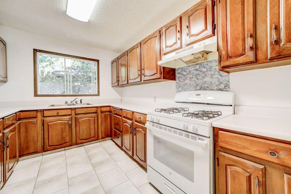 Picture for 2925 223 Street  https://www.cirrealty.ca/reb/ldar/0/A2255160_5.jpg