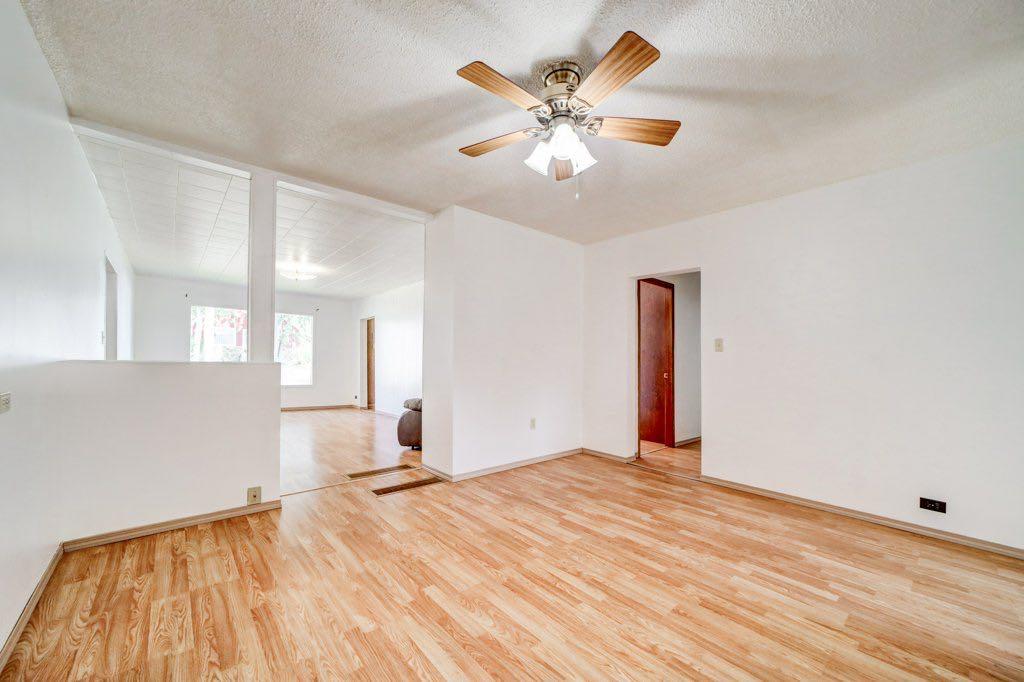 Picture for 2925 223 Street  https://www.cirrealty.ca/reb/ldar/0/A2255160_8.jpg