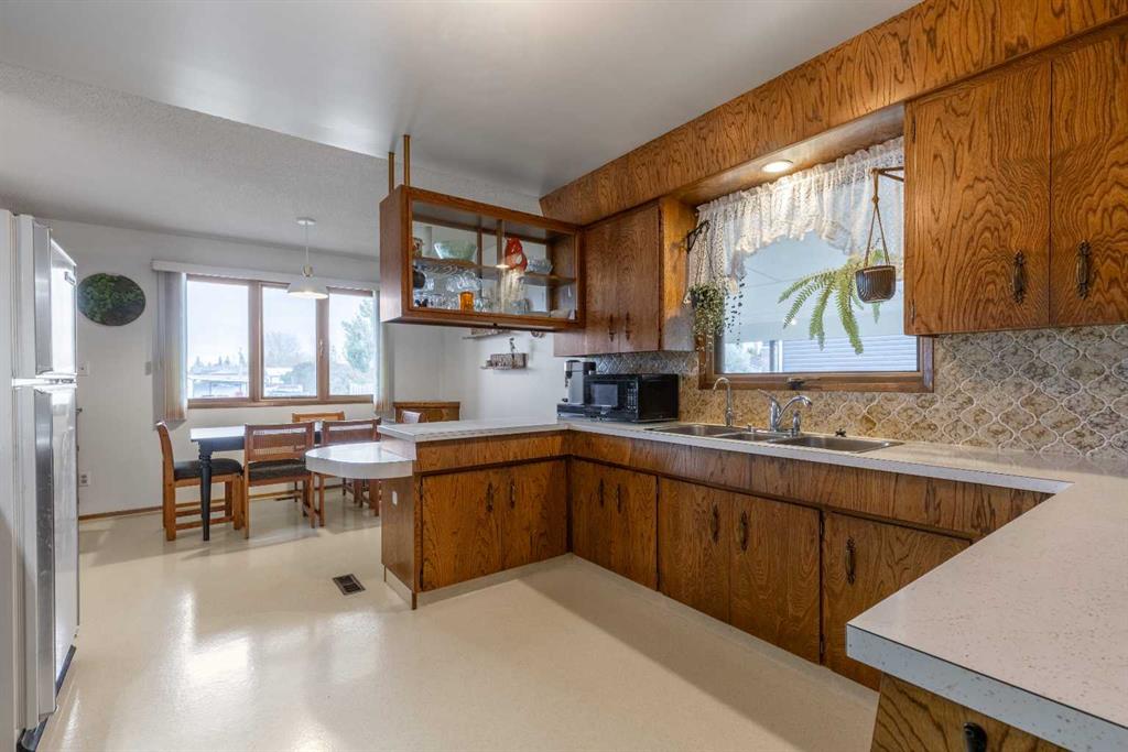 Picture for 124 N 200 E   https://www.cirrealty.ca/reb/ldar/0/A2266140_11.jpg