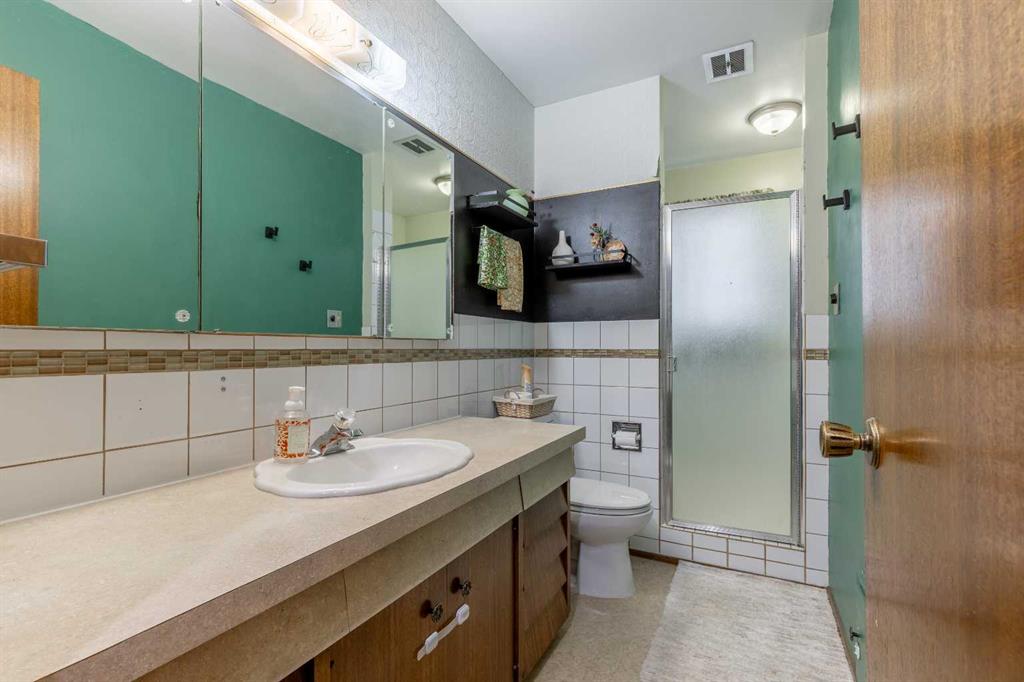 Picture for 124 N 200 E   https://www.cirrealty.ca/reb/ldar/0/A2266140_19.jpg
