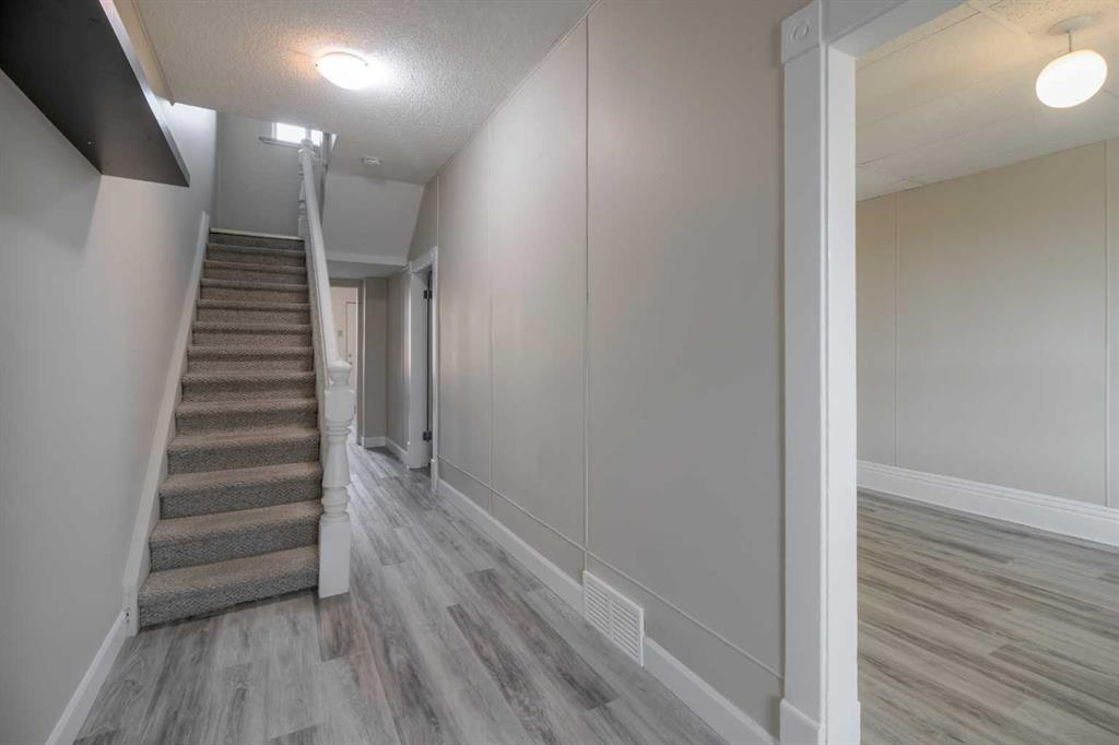 Picture for 316 15 Street S