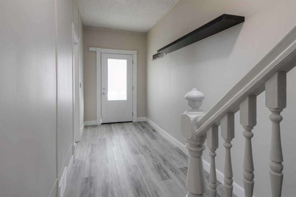 Picture for 316 15 Street S