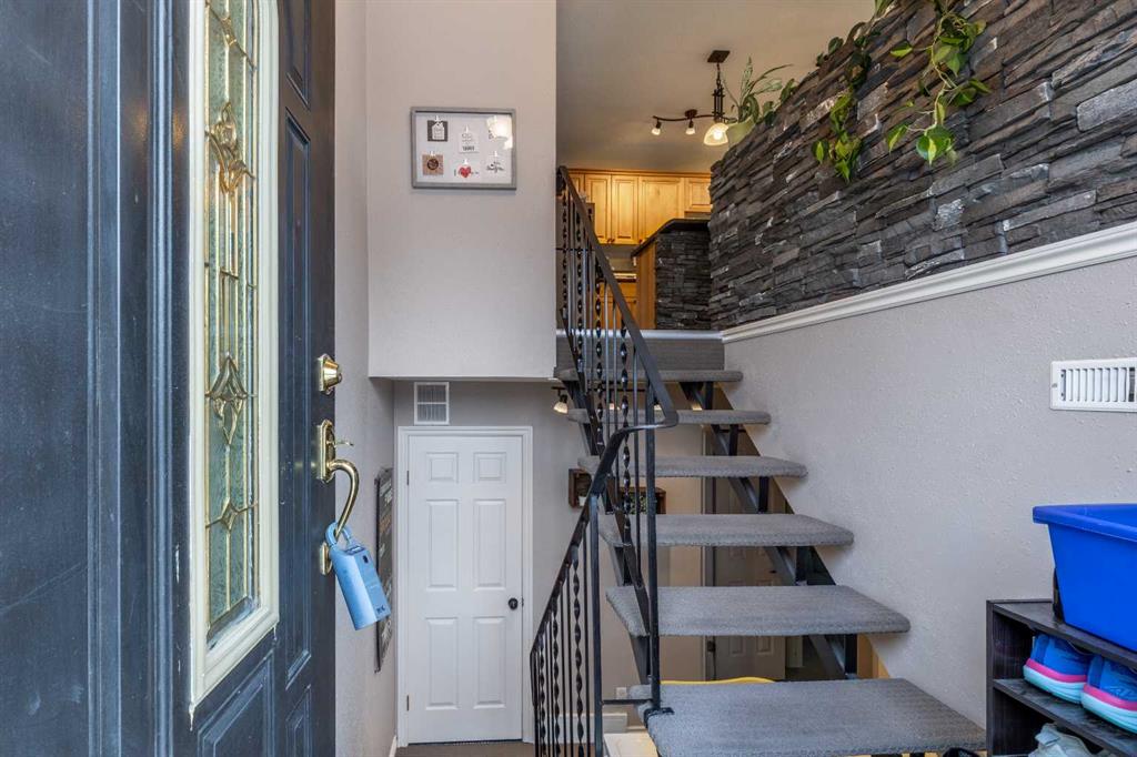 Picture for 4, 1701 St Edward Boulevard N