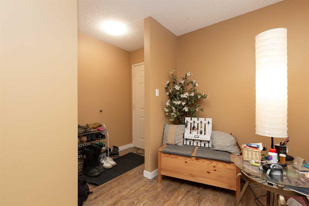 Picture for 78 Pensacola Court W