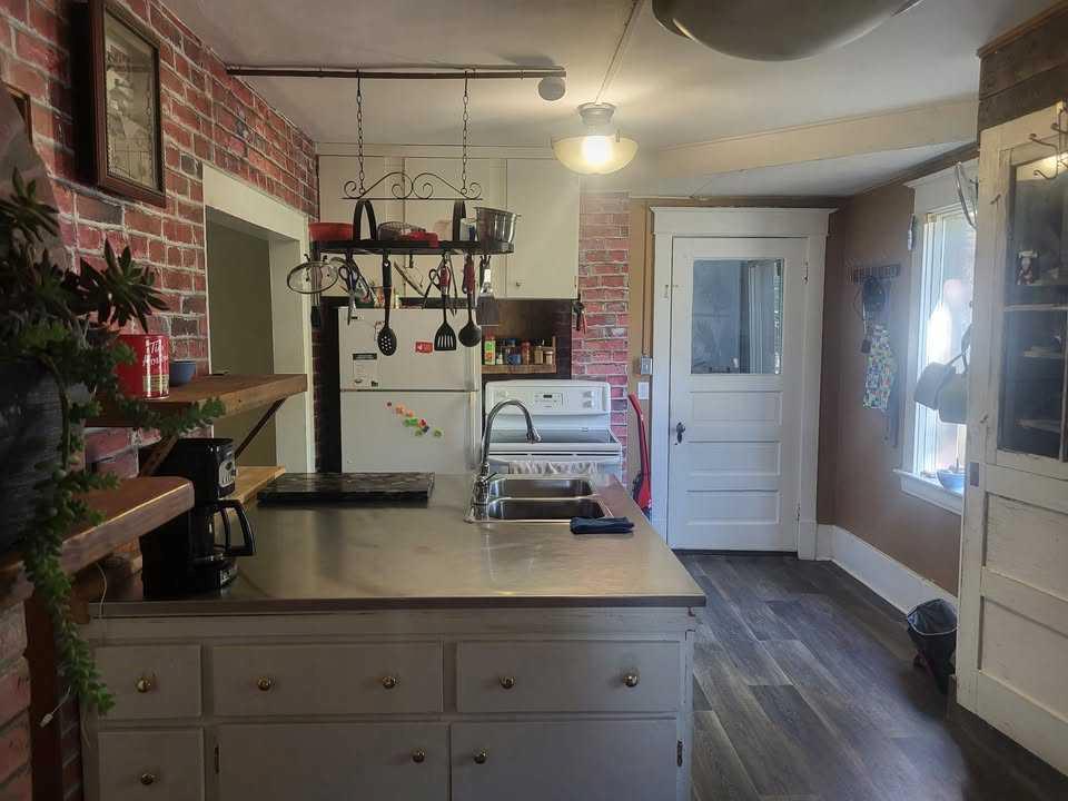 Picture for 133 Noble Street 