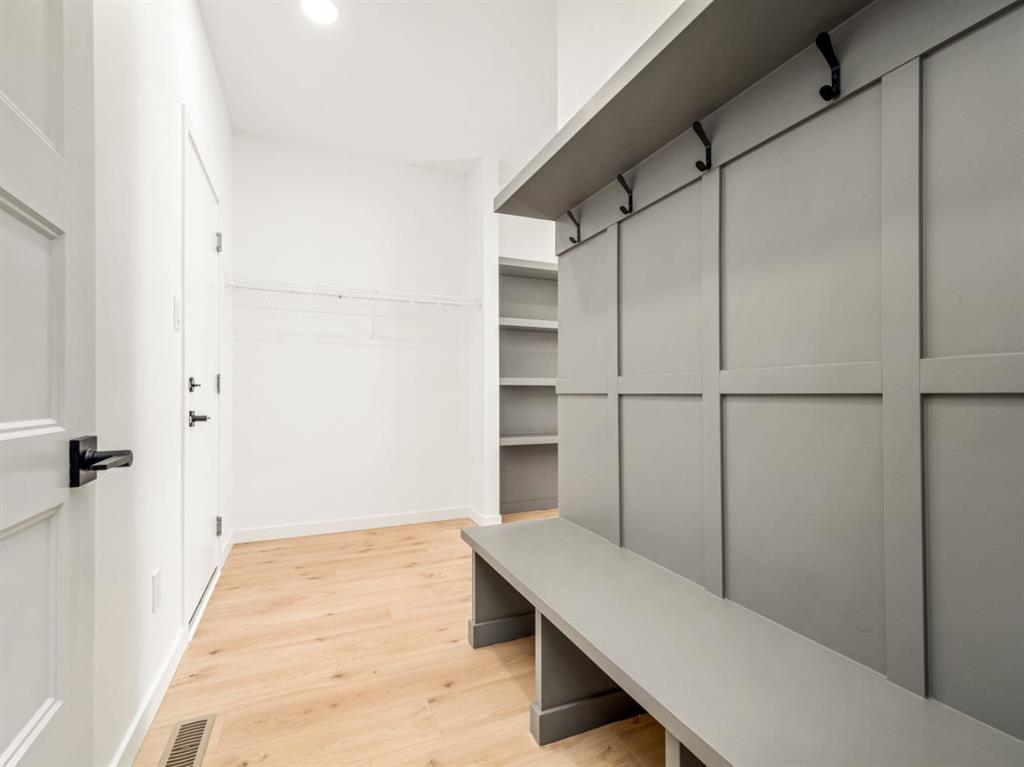 Picture for 4622 31 Avenue S