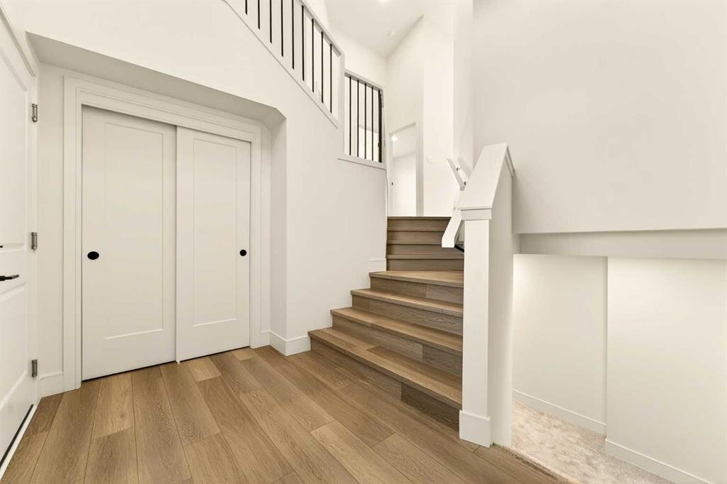 Picture for 78 Miners Road W