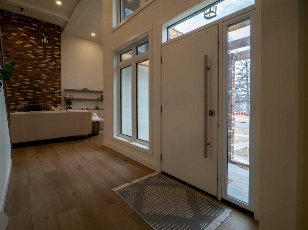 Picture for 1909 7 Avenue S