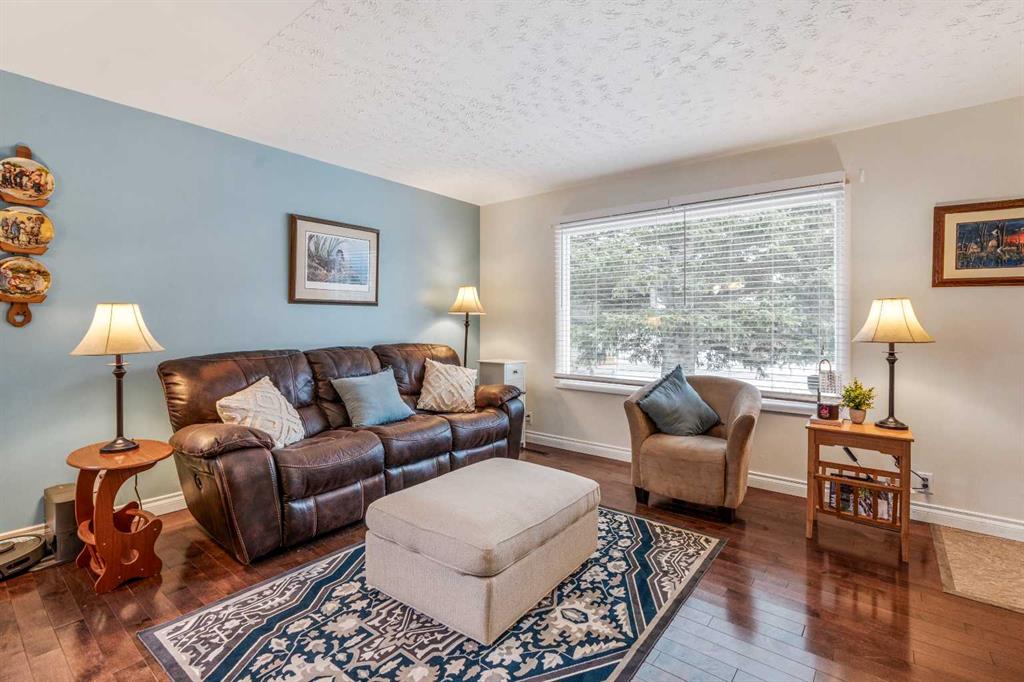 Picture for 1810 122 Street 