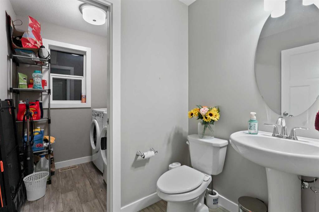 Picture for 774 Marie Van Haarlem Crescent N