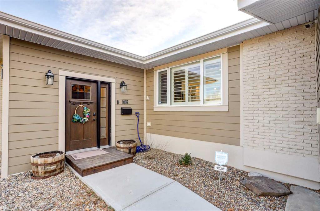 Picture for 34 Honeysuckle Road N