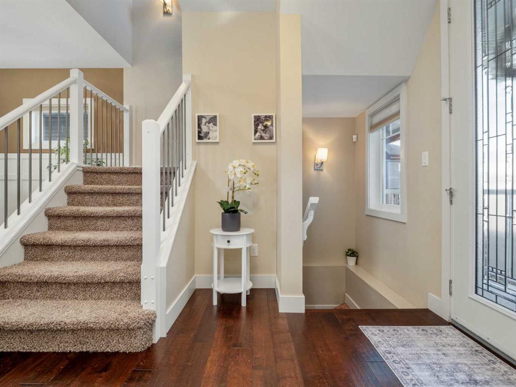 Picture for 18 Northlander Road W