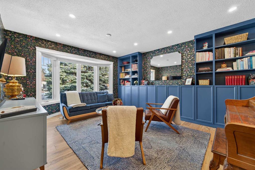 Picture for 39 Wildwood Crescent W