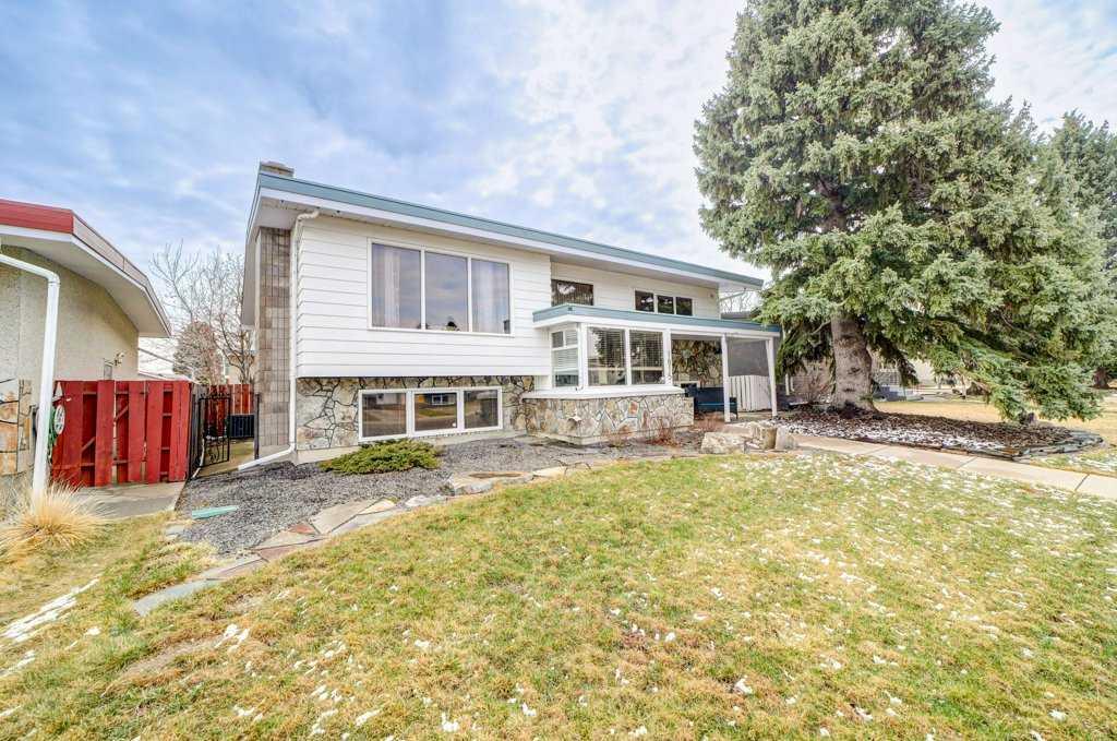 Picture for 1815 Lakepoint Road S