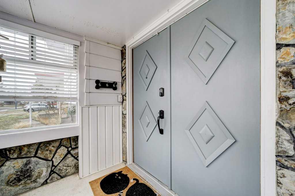 Picture for 1815 Lakepoint Road S