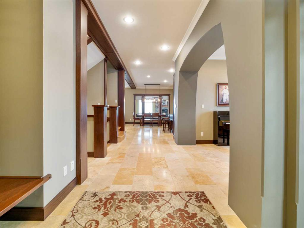 Picture for 402 Meadow Lark Drive W