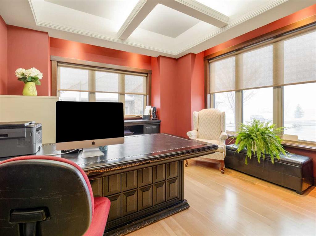 Picture for 402 Meadow Lark Drive W