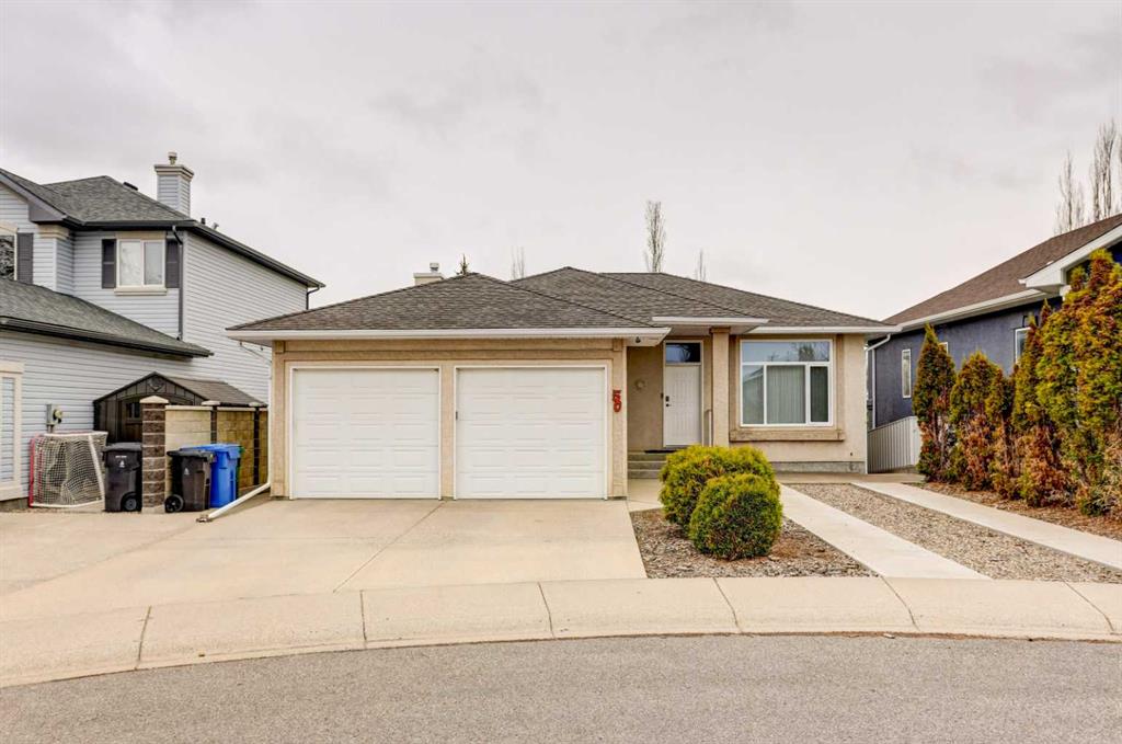 Picture for 50 Sarcee Place W