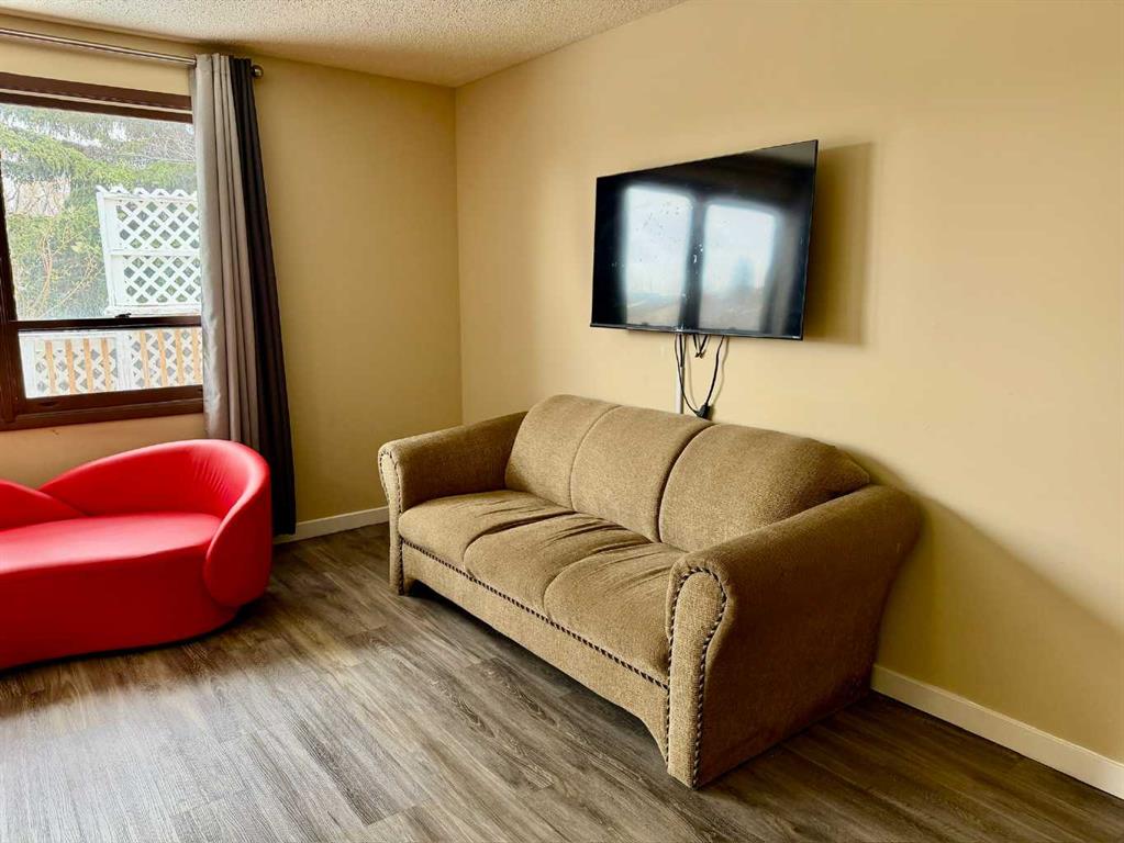 Picture for 213 Stafford Bay N