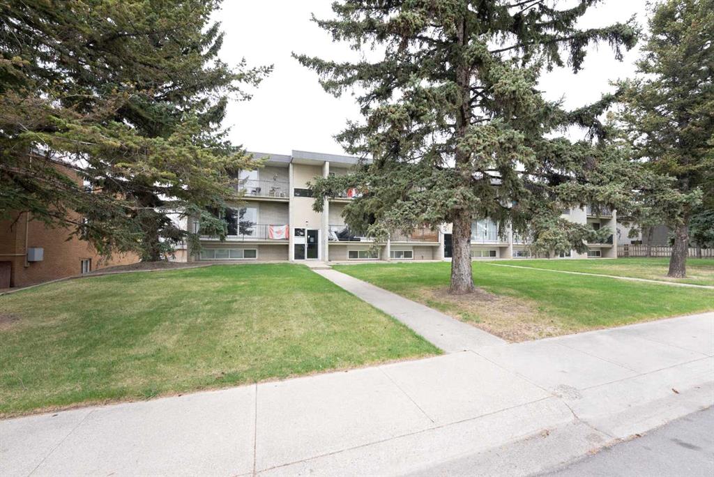 Picture for 3, 218 Mayor Magrath Drive N
