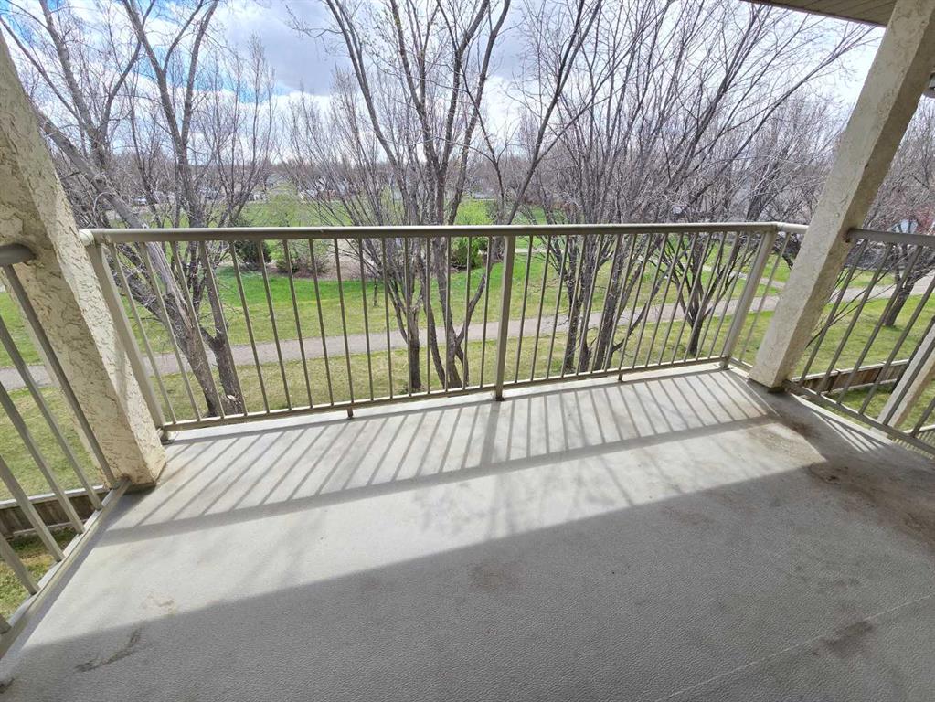 Picture for 312, 485 Red Crow Boulevard W