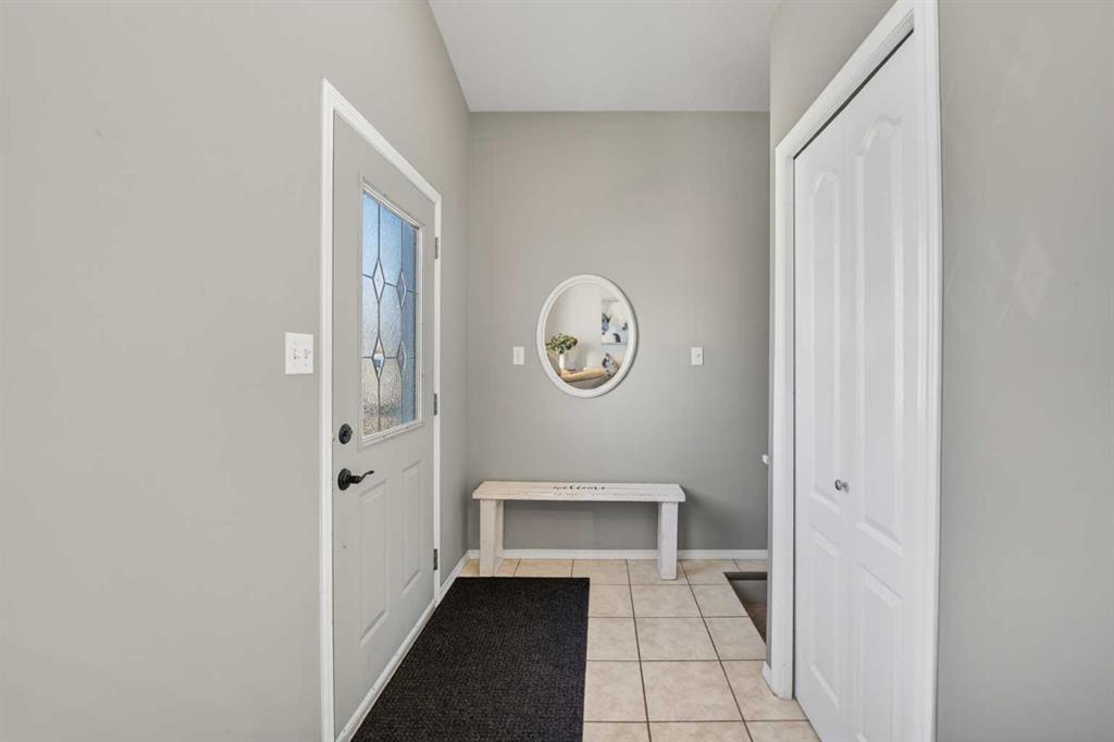 Picture for 135 Blackfoot Court W