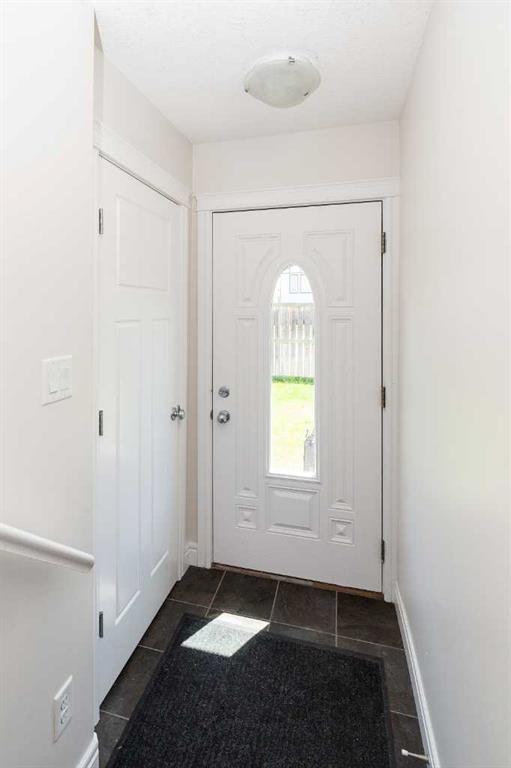 Picture for 8, 899 Mt Sundance Manor W