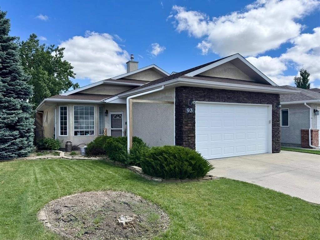 Picture for 93 Heritage Crescent W