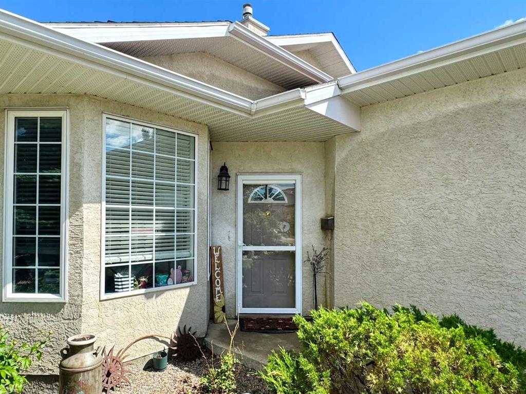 Picture for 93 Heritage Crescent W