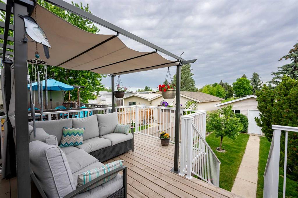 Picture for 23 Selkirk Road W