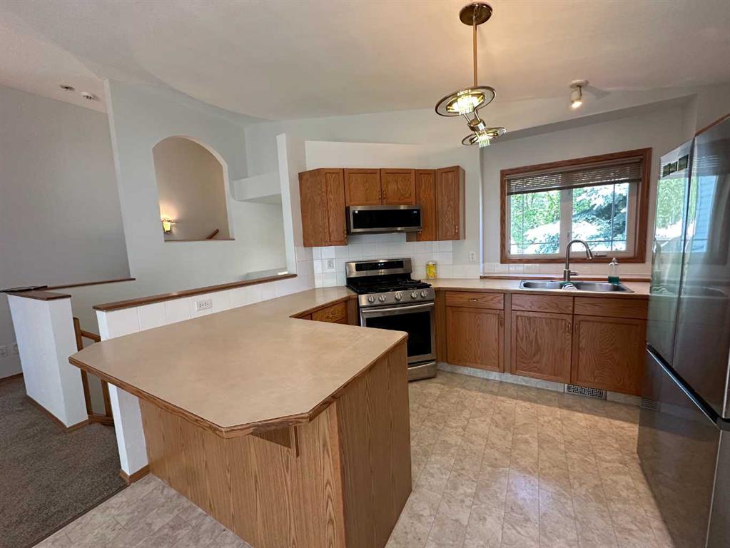 Picture for 252 Red Crow Boulevard W