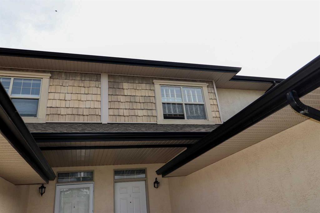 Picture for 305 Addington Drive 