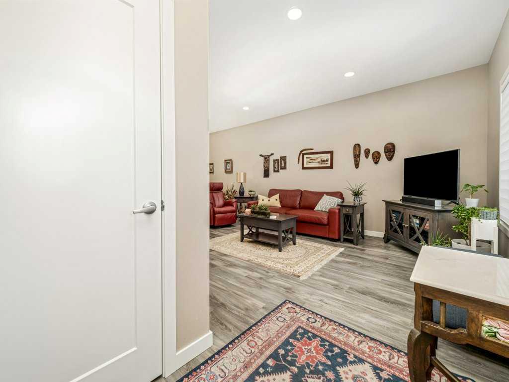 CIR Realty 3, 294 Northlander Bend W CIR REALTY , Lethbridge, Garry