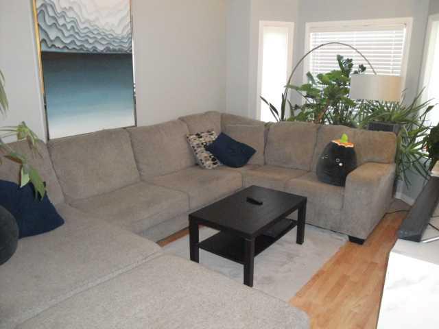 Picture for 315 Lynx Crescent N