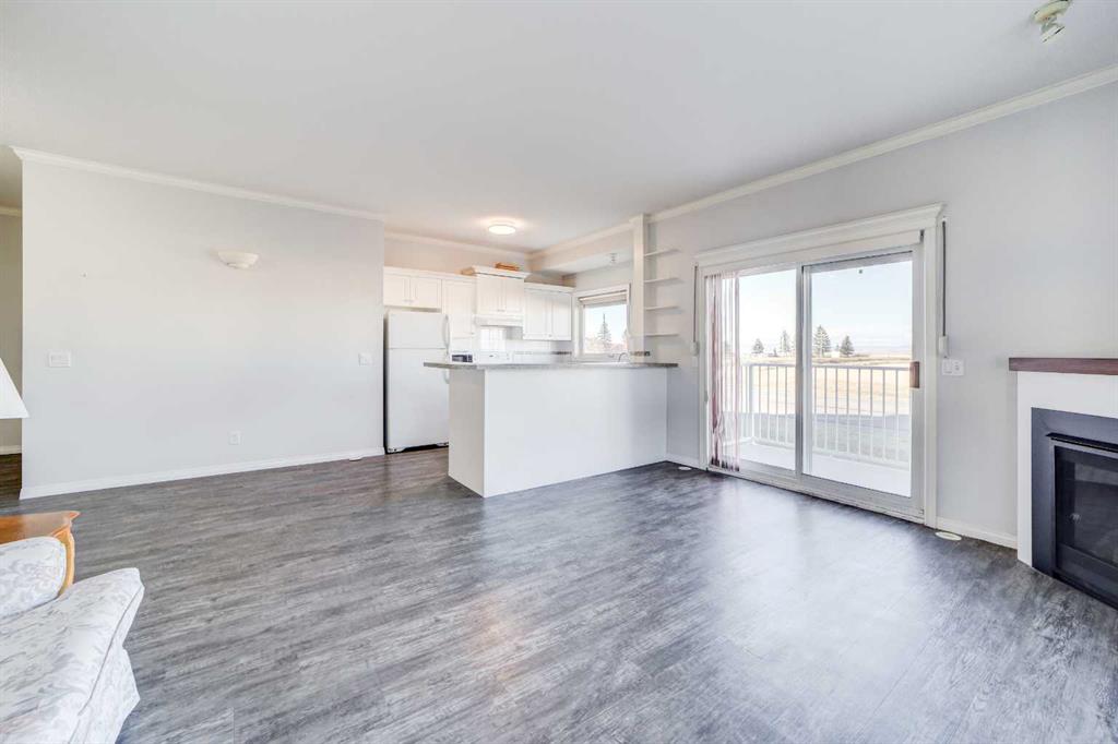 Picture for 103, 6 Skyline Crescent  https://www.cirrealty.ca/reb/ldar/1/A2265771_22.jpg