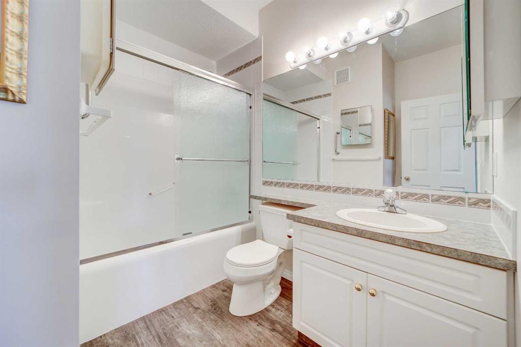 Picture for 103, 6 Skyline Crescent  https://www.cirrealty.ca/reb/ldar/1/A2265771_25.jpg