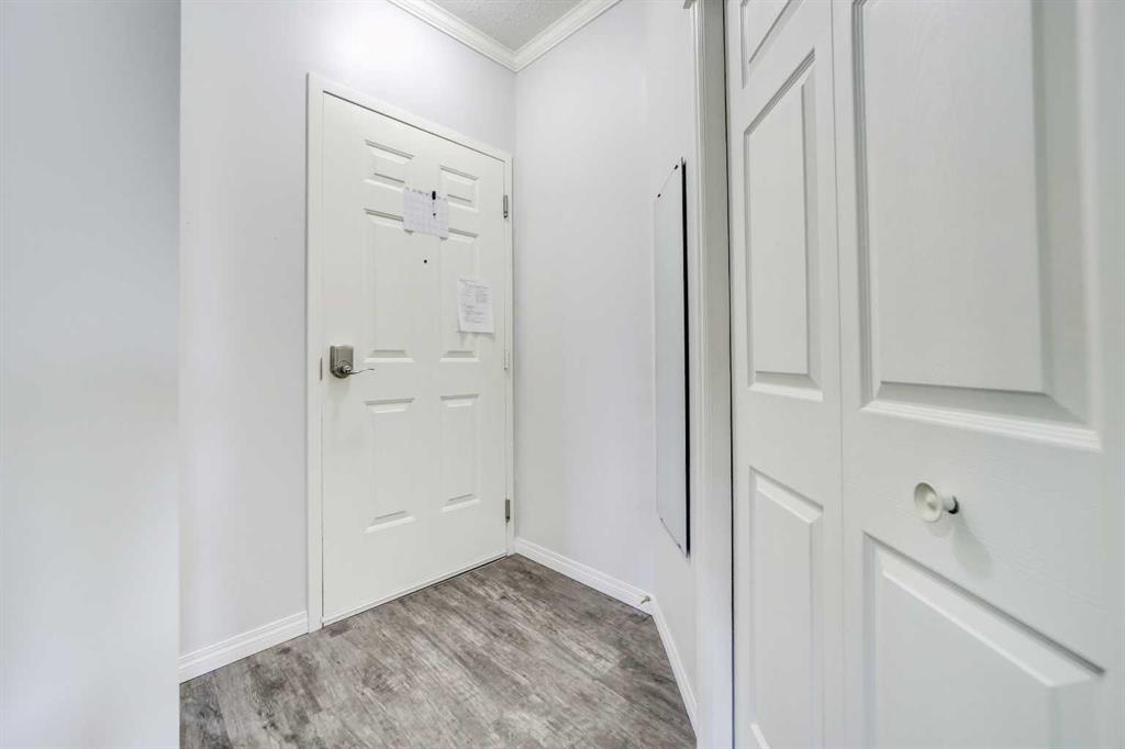 Picture for 103, 6 Skyline Crescent  https://www.cirrealty.ca/reb/ldar/1/A2265771_8.jpg