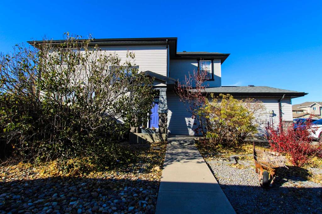 Picture for 701 Silkstone Close W