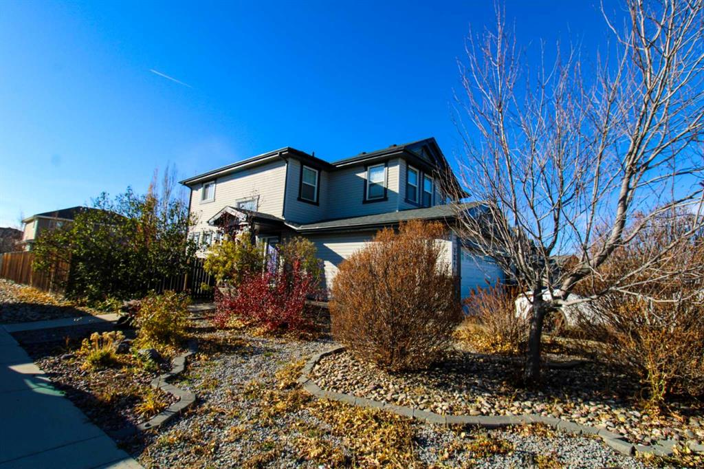 Picture for 701 Silkstone Close W