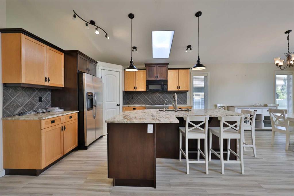 Picture for 74 Rivermont Crescent W